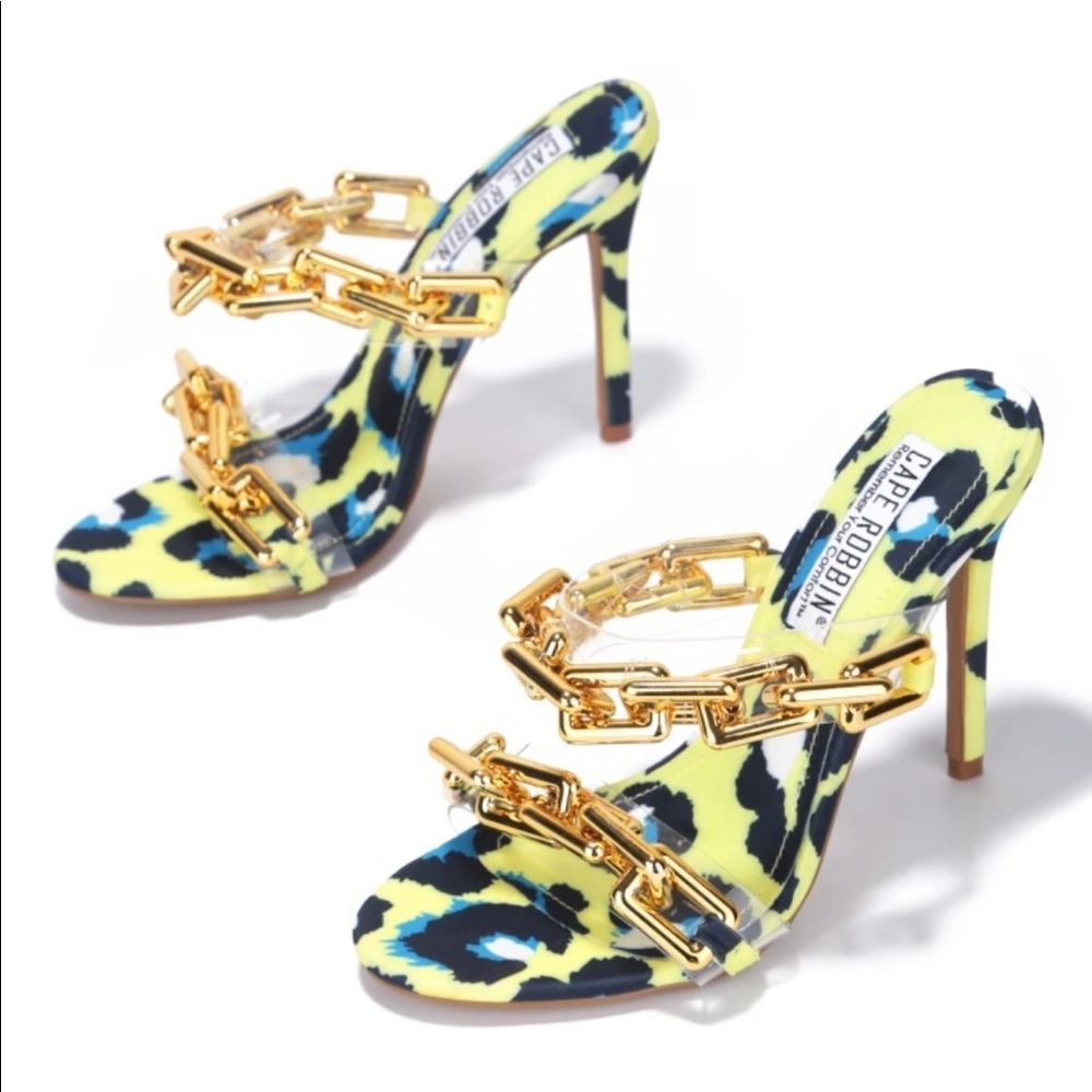Cape Robbin Roma LeoparGold Chain Clear High Heel